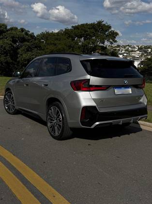 BMW X1 2.0 16V TURBO GASOLINA SDRIVE20I M SPORT STEPTRONIC BMW X1 2.0 16V TURBO GASOLINA SDRIVE20I M SPORT STEPTRONIC